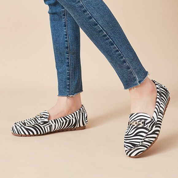 Women Zebra Polyurethane Accent Buckle Leisure Slip On Walking Flats Shoes - Picture 8 of 9